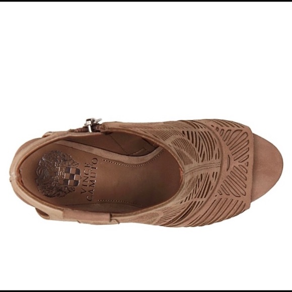 Vince Camuto Tan Heeled Kimora Sandals size 8 - Picture 4 of 4